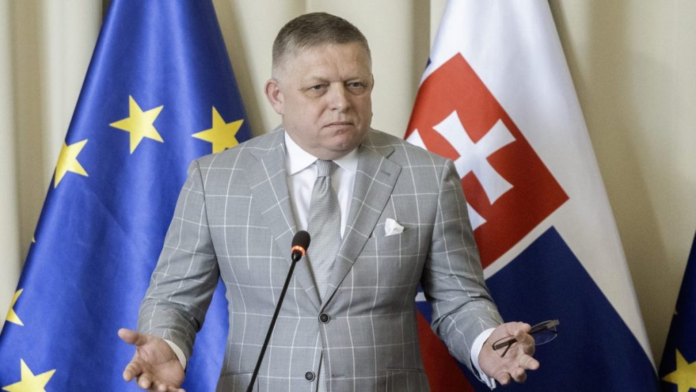 Premiér SR Robert Fico.