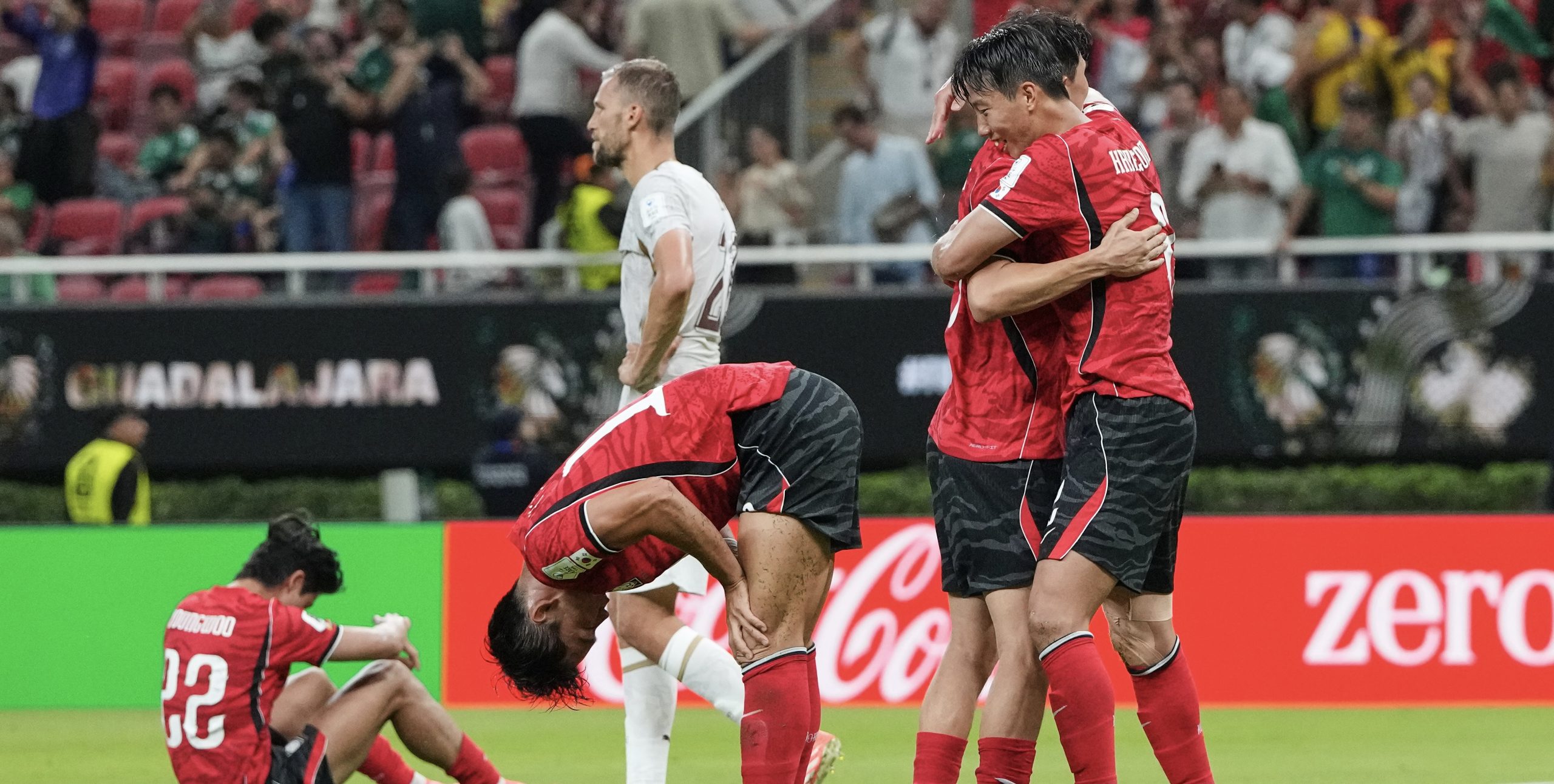 MS vo futbale: Futbalisti Česka prehrali vo svojom &uacute;vodnom z&aacute;pase s K&oacute;rejskou republikou