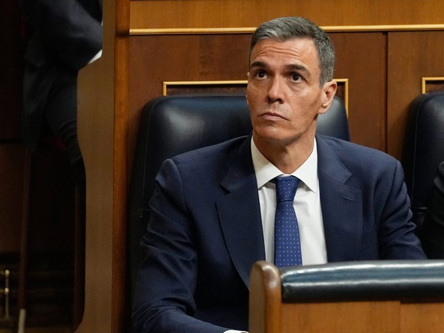 Na snímke Pedro Sánchez.