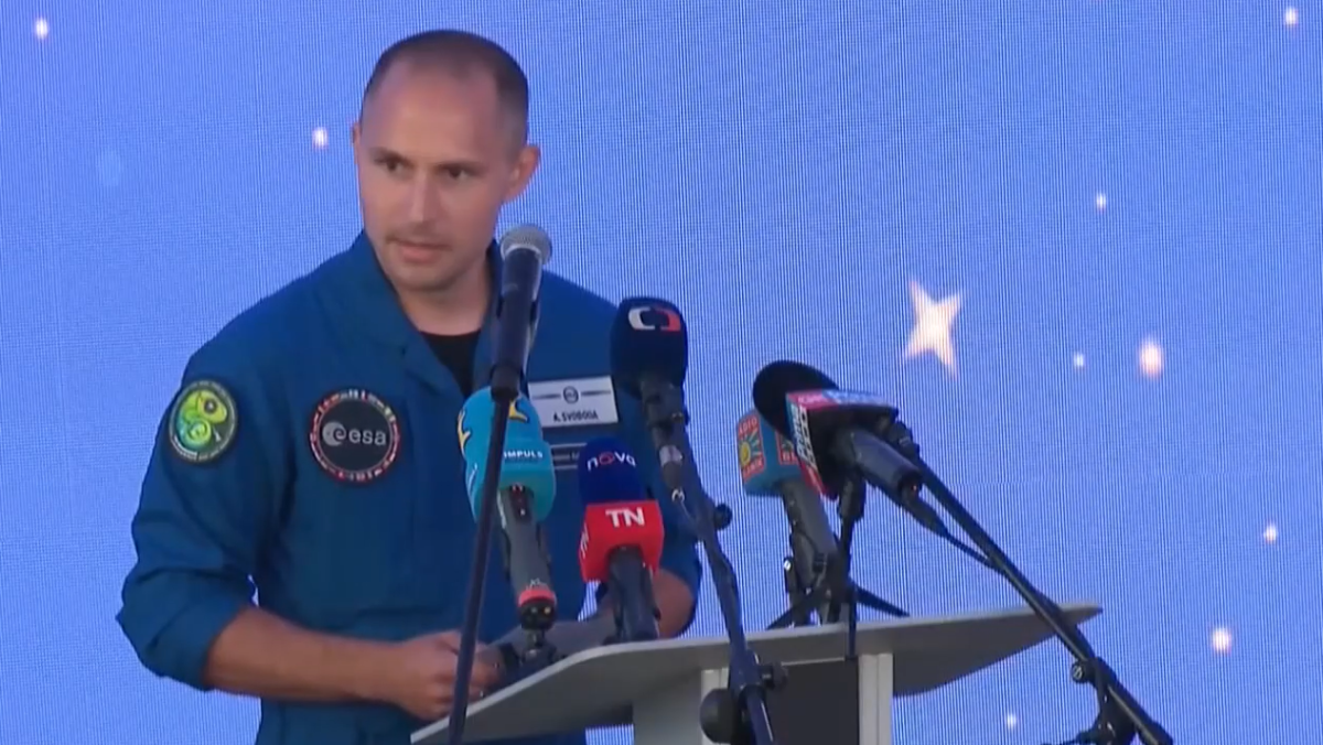Česk&yacute; pilot z&iacute;ska na ceste do vesm&iacute;ru kľ&uacute;čov&uacute; &uacute;lohu, pre krajinu to predstavuje mimoriadny &uacute;spech
