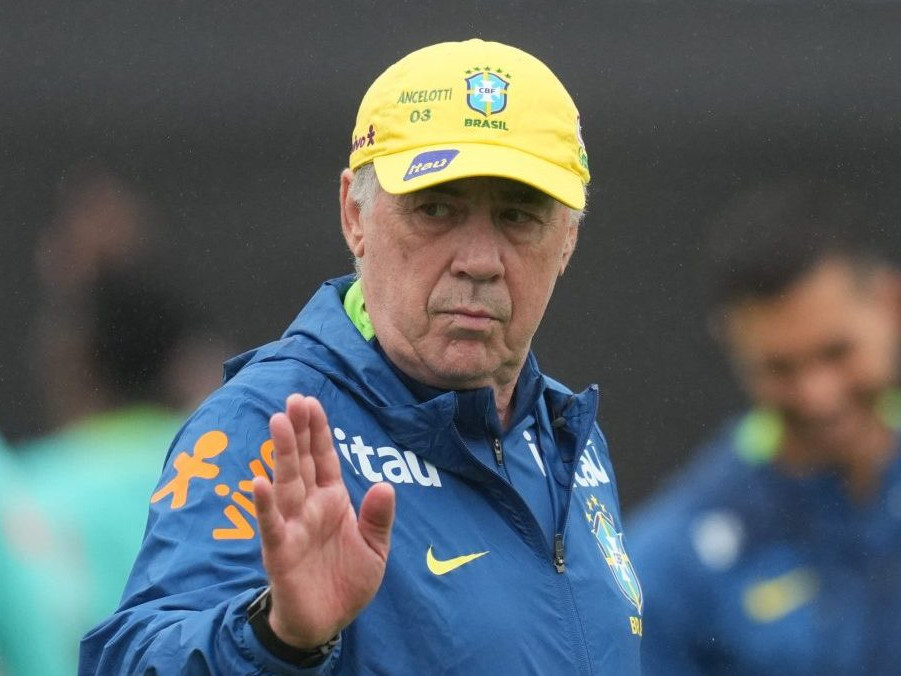 Tréner Brazílie Carlo Ancelotti.