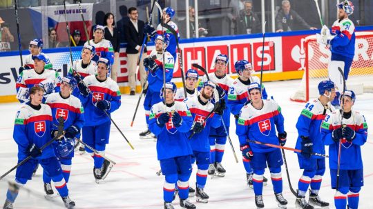 Na snímke hokejisti Slovenska na MS sveta 2026.
