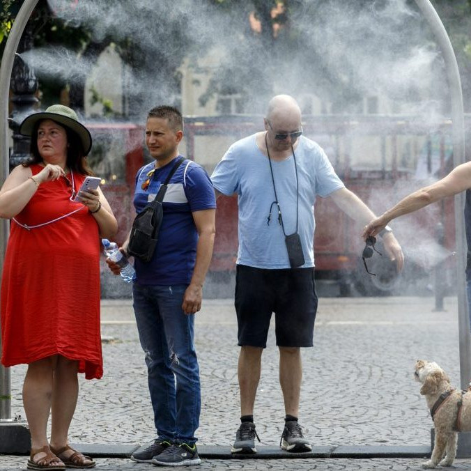 ľudia sa osviežujú
