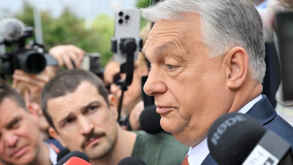 Na snímke Viktor Orbán.