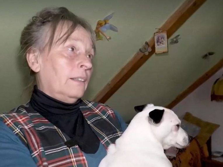 Pestúnka sa bráni a týranie odmieta.