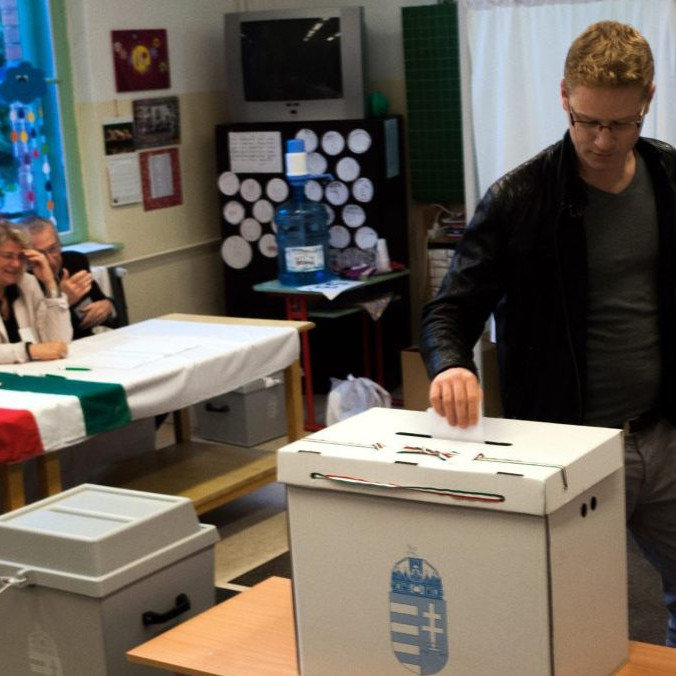 Na archívnej snímke referendum v Maďarsku v roku 2016.