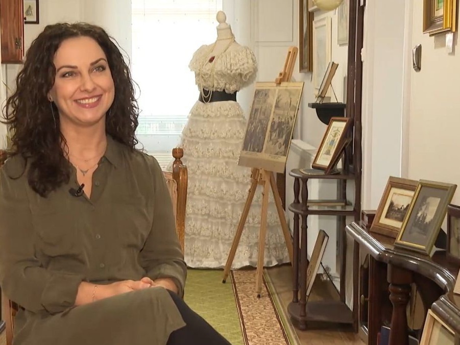 Začala jednou soškou, dnes má výnimočnú expozíciu: Petra si z bytu vytvorila múzeum princeznej Sissi