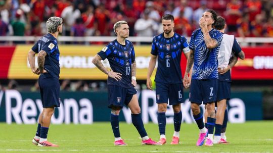Futbalisti Uruguaja po vypadnutí zo svetového šampionátu.