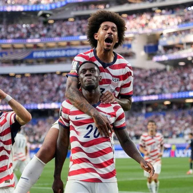 Futbalisti USA sa tešia z gólu.