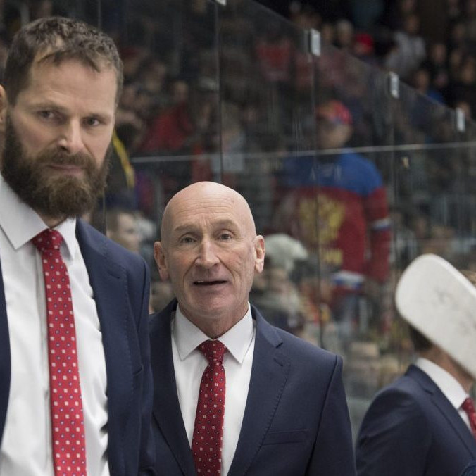 Michal Handzuš a Craig Ramsay.