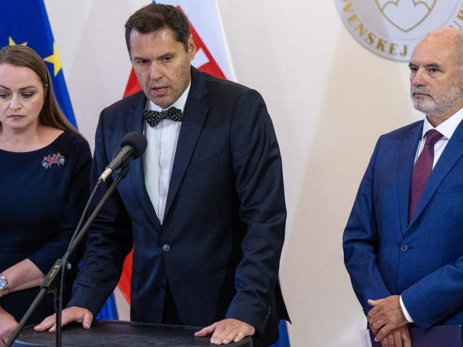 Zľava Monika Uhlerová, Rastislav Machunka a Mário Lelovský.