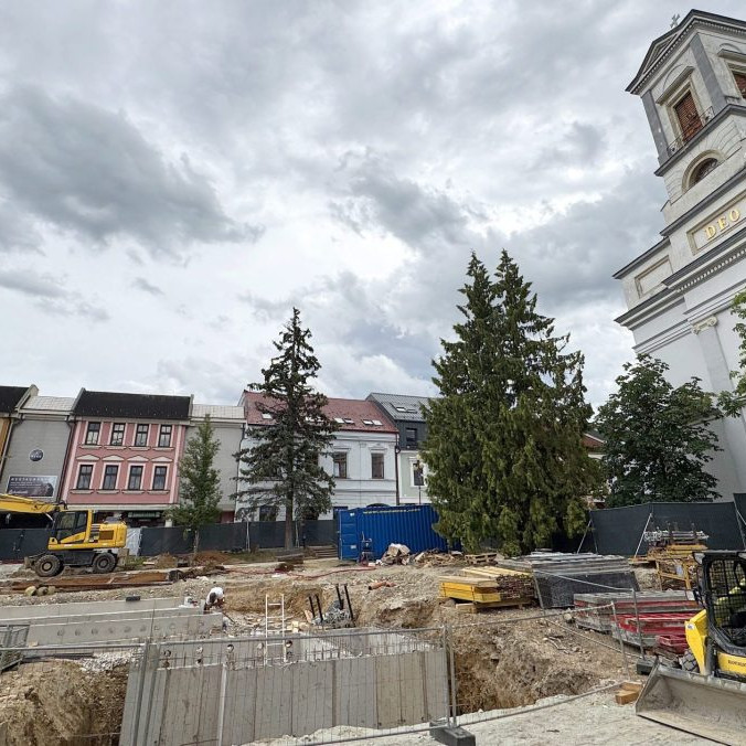 rekonštrukcia námestia v Poprade