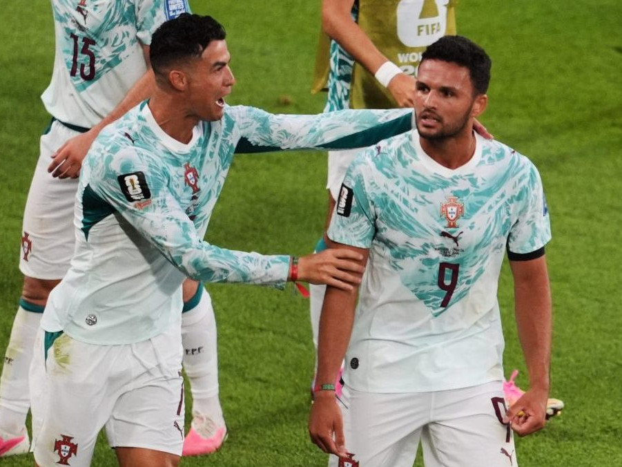 Program dňa na MS: Portugalsko v šlágri proti Španielsku o štvrťfinále, USA čaká Belgicko aj tieň kontroverzie