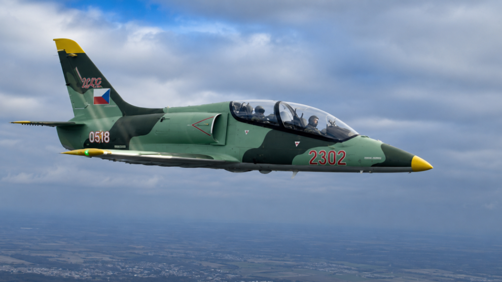 L-39 Skyfox.
