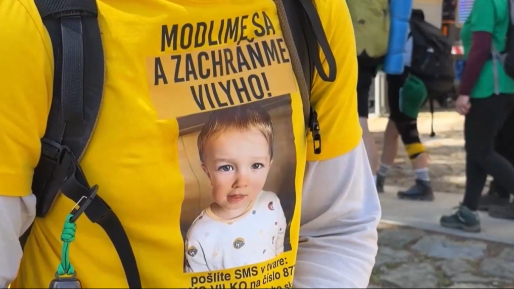 Na snímke kampaň na záchranu Vilka.