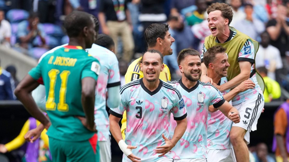 VIDEO: Senegal v z&aacute;vere &uacute;plne skolaboval. Belgicko otočilo a post&uacute;pilo po najneskor&scaron;om v&iacute;ťaznom g&oacute;le v hist&oacute;rii MS
