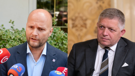 Zľava Jaroslav Naď a Robert Fico.