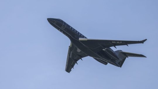 Na snímke lietadlo spoločnosti Bombardier.