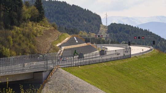 D1 Hubová - Ivachnová
