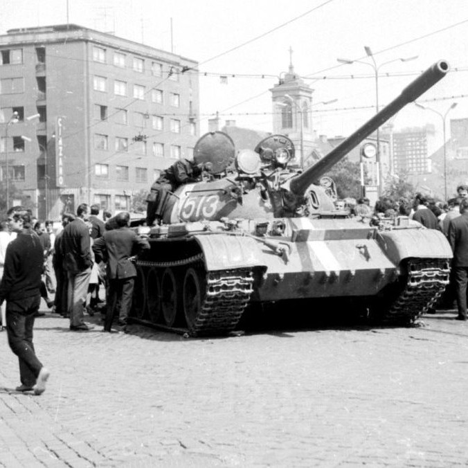 Tank na bratislavskej Štúrovej ulici 22. augusta 1968.