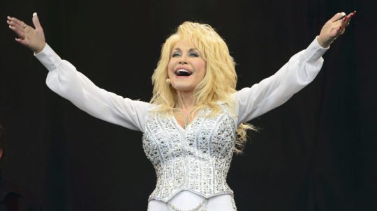 Na snímke Dolly Parton.