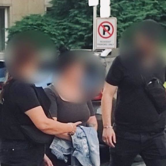 Na snímke ÚBOK zadržal podozrivú osobu.