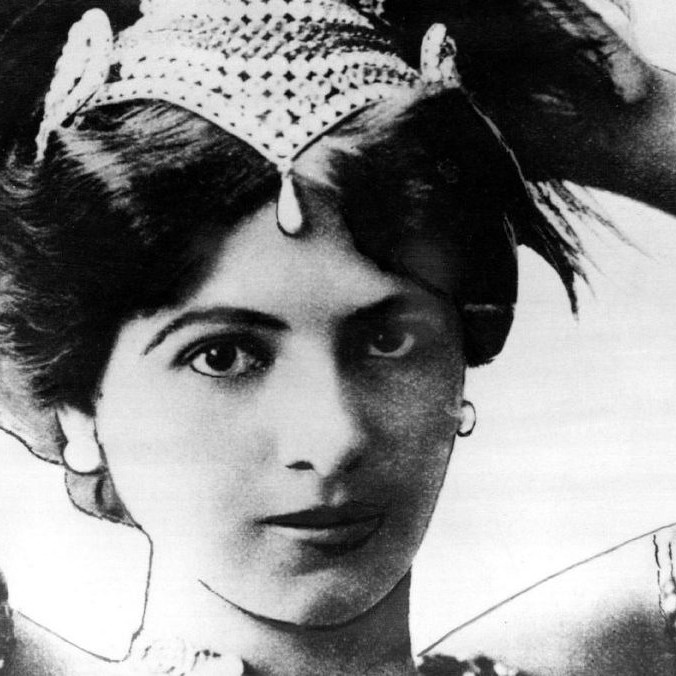 Na snímke Mata Hari.