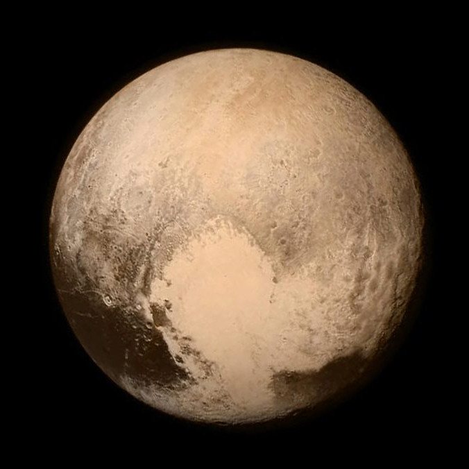 Pluto, ako ho v roku 2015 zachytila sonda New Horizons.