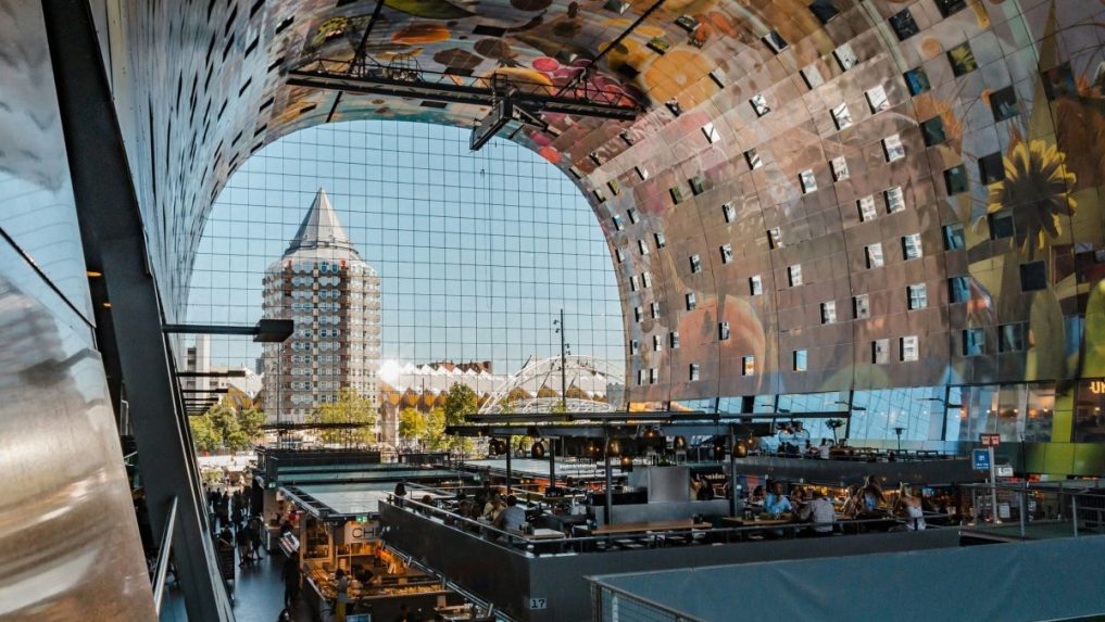 Na ilustračnej snímke architektúra v Rotterdame.