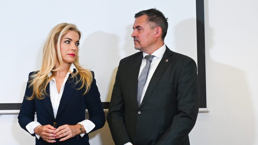 Šimkovičová a Machala