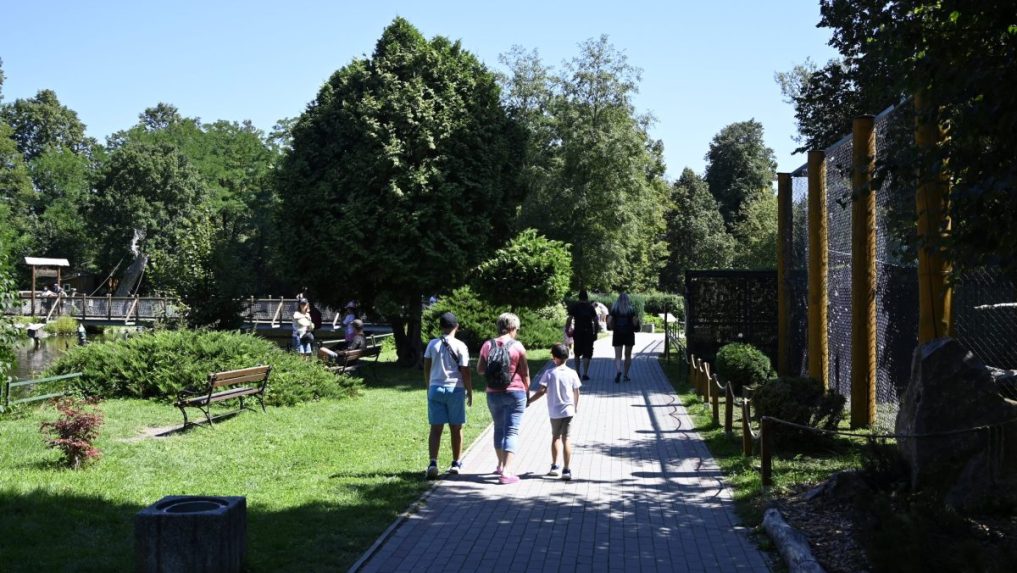 Návštevníci ZOO Spišská Nová Ves.