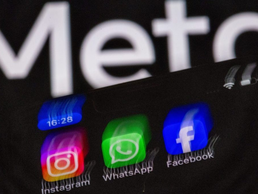 nápis Meta a logá jej sociálnych platforiem Instagramu, WhatsAppu a Facebooku