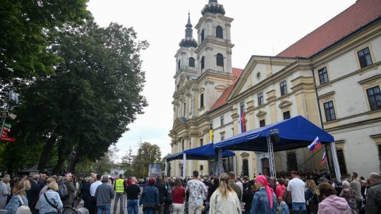 Omša pred Bazilikou Sedembolestnej Panny Márie v Šaštíne-Strážach.
