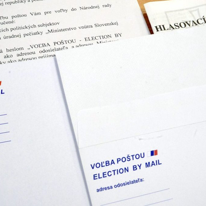 Poštou zo zahraničia sa dá voliť iba v parlamentných voľbách.