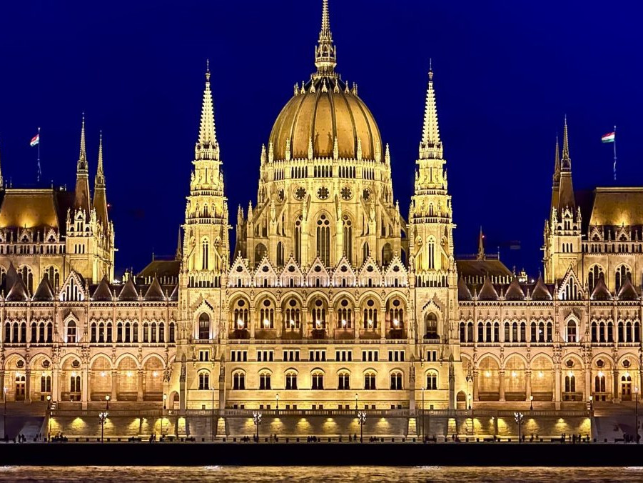 maďarský parlament