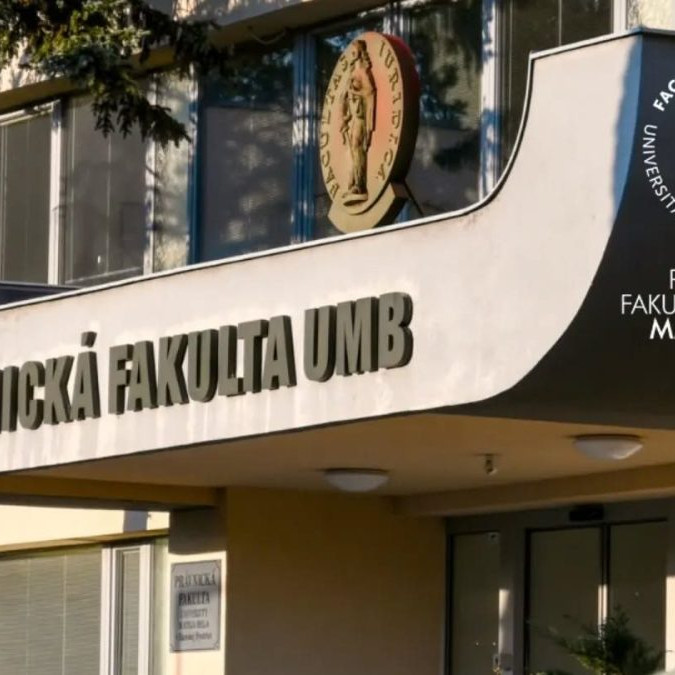 Právnická fakulta Univerzity Mateja Bela v Banskej Bystrici.