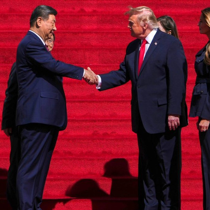 Na snímke americký prezident Donald Trump a Melania Trump s čínskym prezidentom Si Ťin-pchingom a prvou dámou Číny Pcheng Li-jüan.