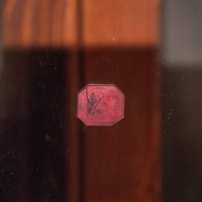 Na snímke One-Cent Magenta.