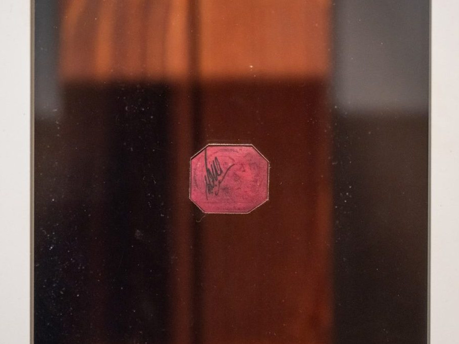 Na snímke One-Cent Magenta.