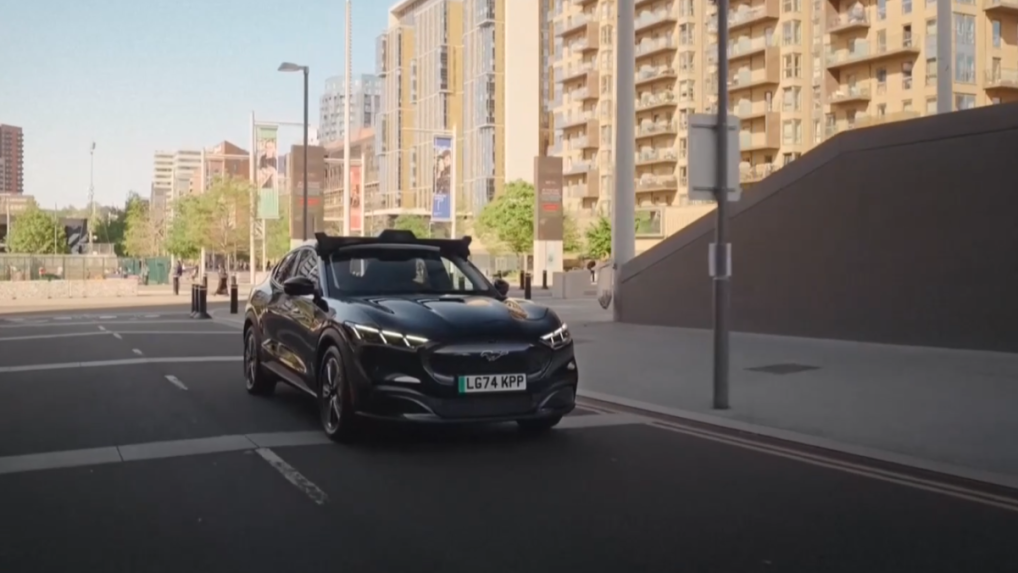 autonómny taxík