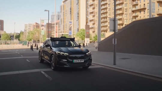 autonómny taxík