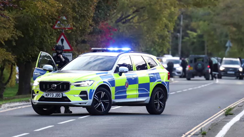 Britská polícia.