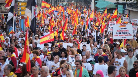 Na snímke protestujúci v Španielsku.