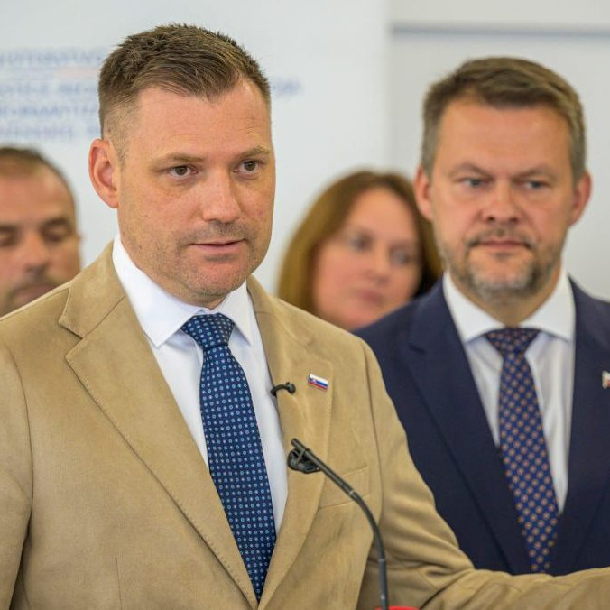 Šéf envirorezortu Tomáš Taraba (nom. SNS).