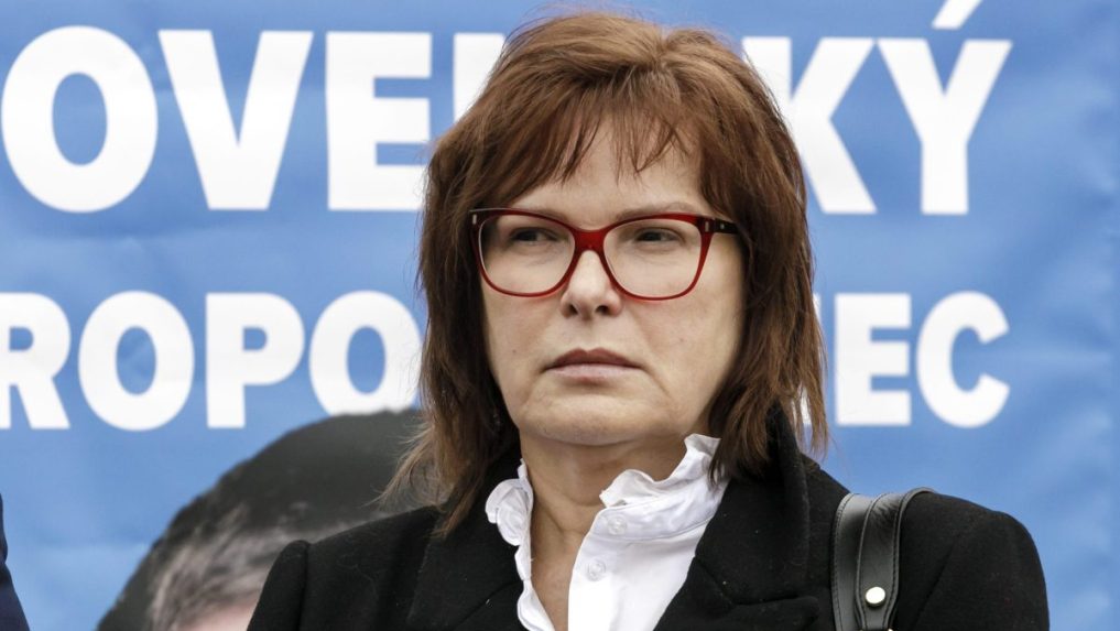 Anna Belousovová