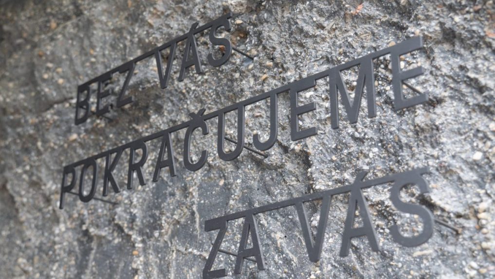 Novin&aacute;ra J&aacute;na Kuciaka a jeho sn&uacute;benicu Martinu Ku&scaron;n&iacute;rov&uacute; zavraždili 21. febru&aacute;ra 2018.