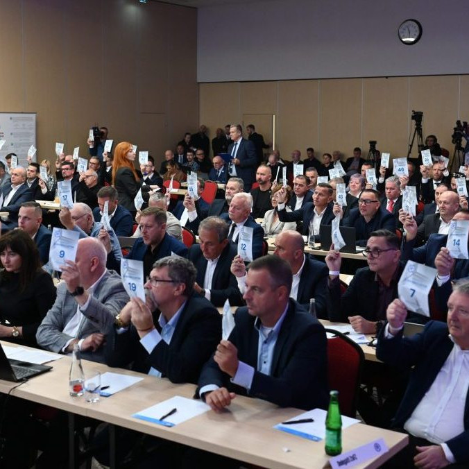 KONFERENCIA SFZ hlasovanie