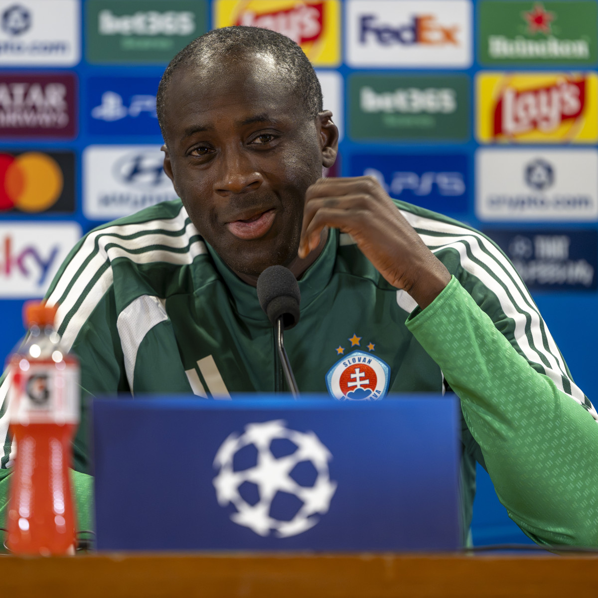Tréner ŠK Slovan Bratislava Yaya Touré