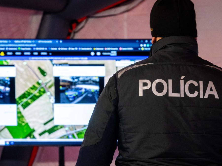 policajt