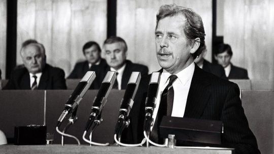 Na archívnej snímke Václav Havel.